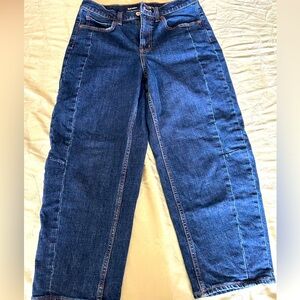 NWOT. Barrel jeans